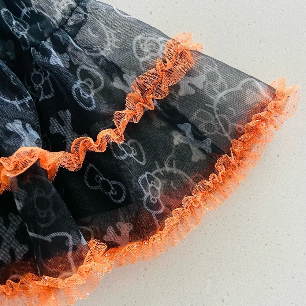 ✨SOLD on another platform 6.15.2022✨ Hello Kitty Halloween Skirt Size 3T - Picture 2 of 6